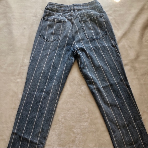 PacSun High-Rise White Striped Mom Jean Size 25 - Picture 5 of 12